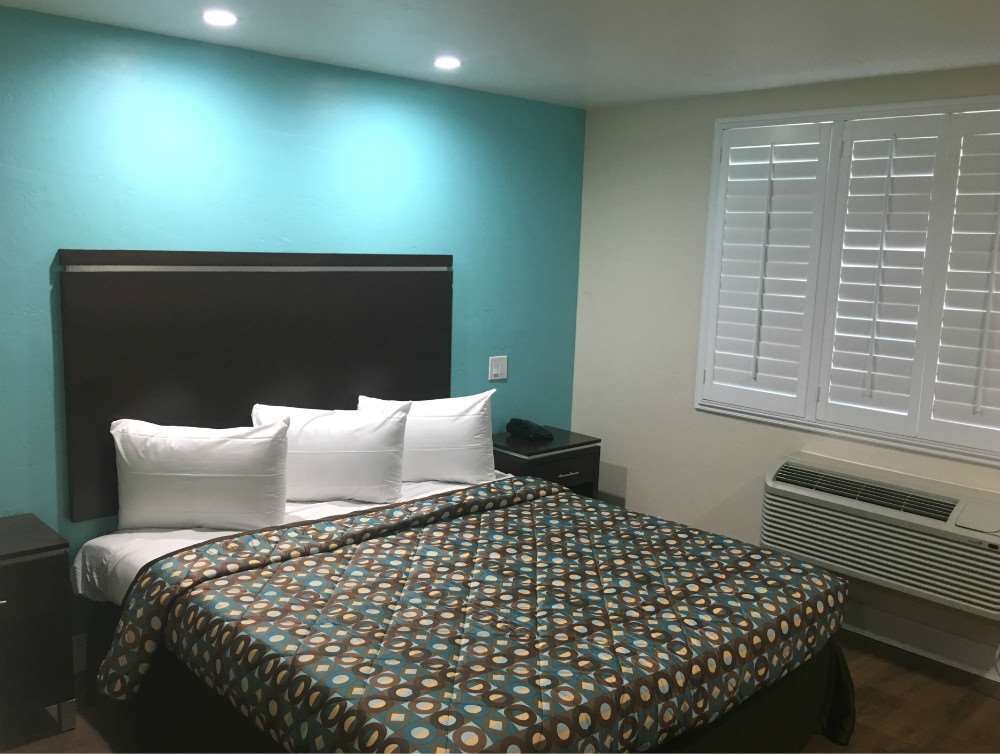 Vagabond Inn Executive - Bakersfield Downtowner Bilik gambar