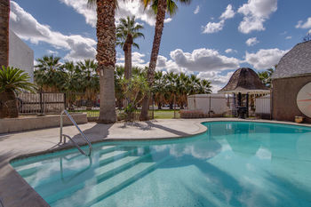 Vagabond Inn Executive - Bakersfield Downtowner Luaran gambar